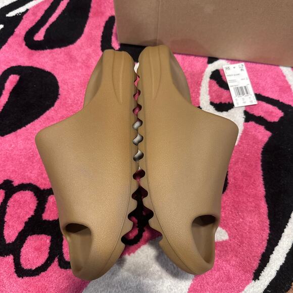 adidas Yeezy Slide \